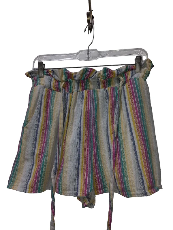 Striped Pattern Shorts Set Hummingbird, Size M