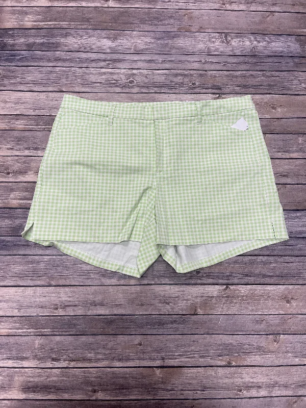 Checkered Pattern Shorts Old Navy, Size 22