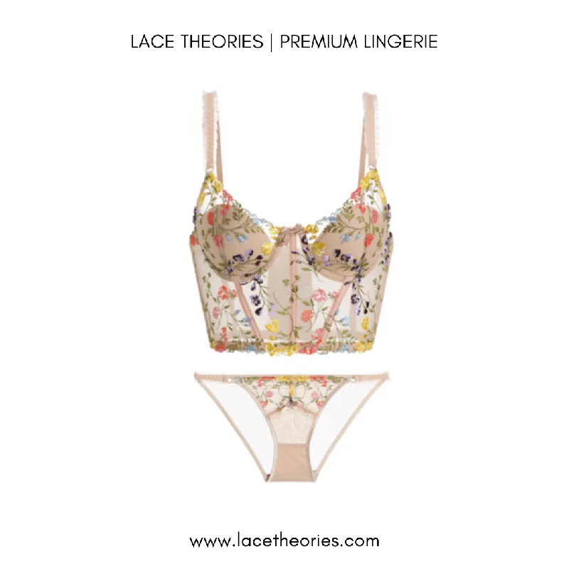 Hera Floral Embroidery Set In Campaigne Pink